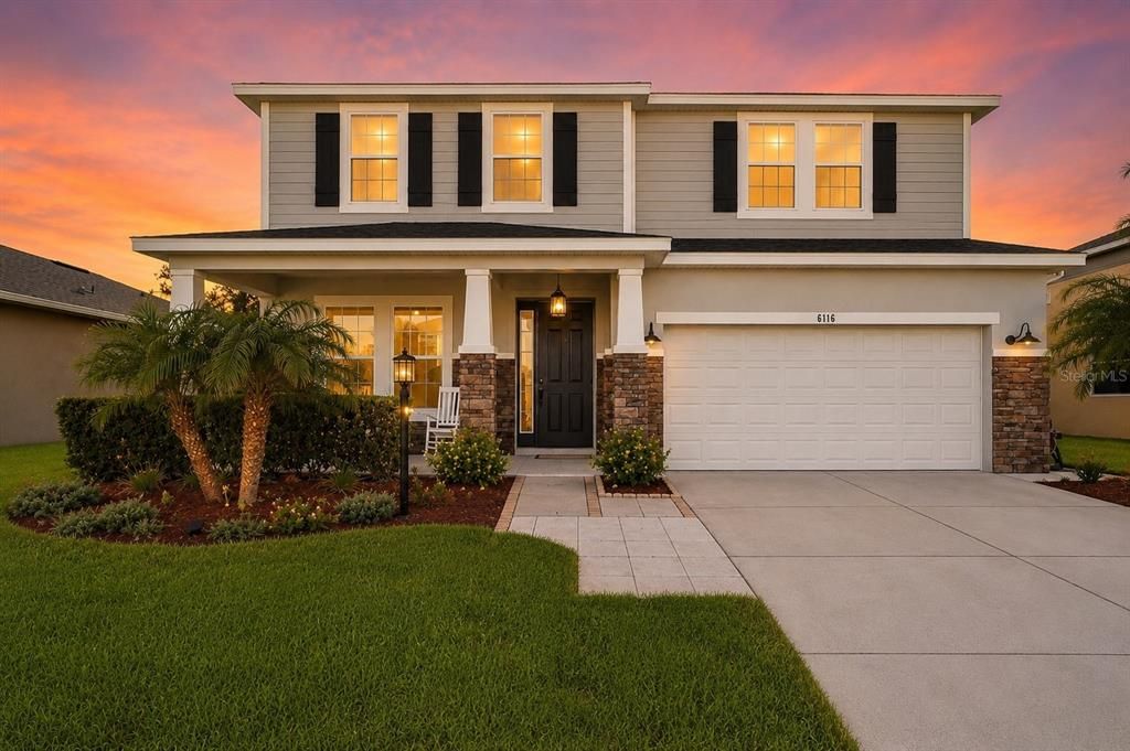 For Sale: $535,000 (4 beds, 3 baths, 3217 Square Feet)