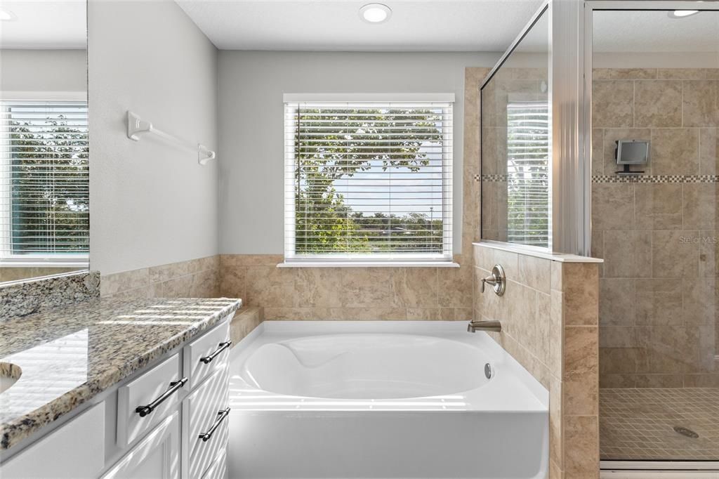 For Sale: $535,000 (4 beds, 3 baths, 3217 Square Feet)