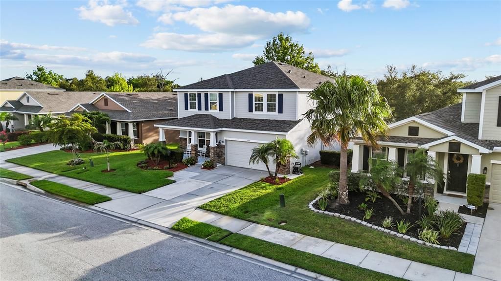 For Sale: $535,000 (4 beds, 3 baths, 3217 Square Feet)