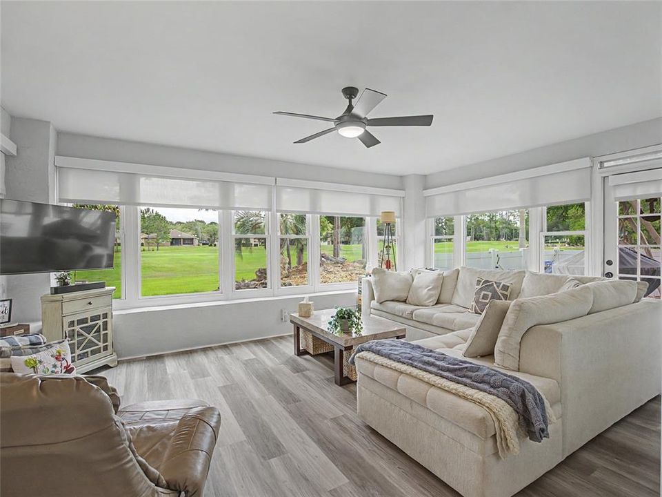 For Sale: $299,900 (2 beds, 2 baths, 1630 Square Feet)
