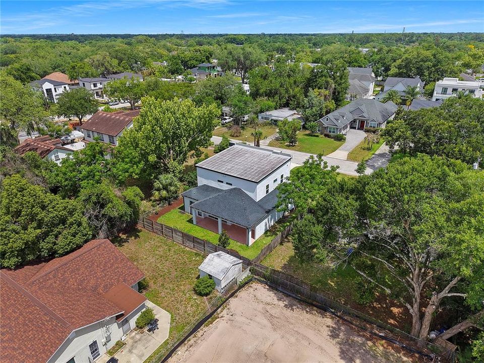 For Sale: $1,200,000 (4 beds, 4 baths, 2469 Square Feet)