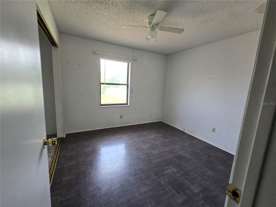 For Sale: $163,275 (3 beds, 2 baths, 1288 Square Feet)