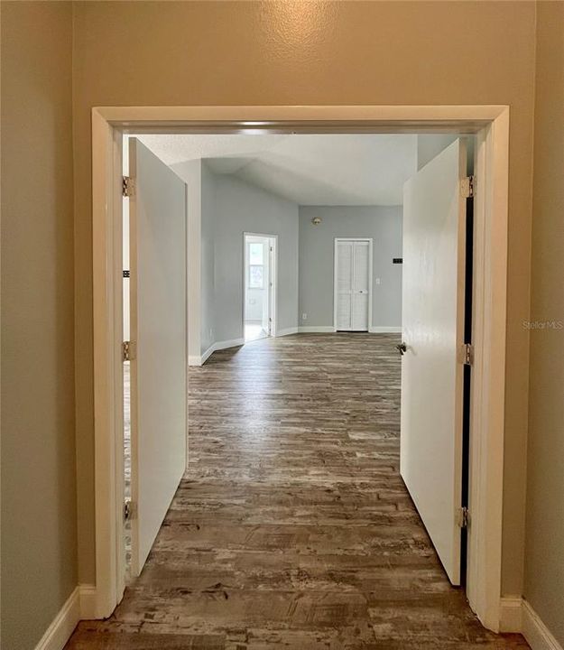 В аренду: $3,300 (5 спален, 2 ванн, 3235 Квадратных фут)