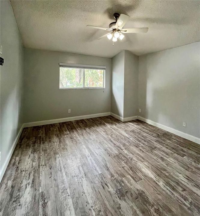 В аренду: $3,300 (5 спален, 2 ванн, 3235 Квадратных фут)
