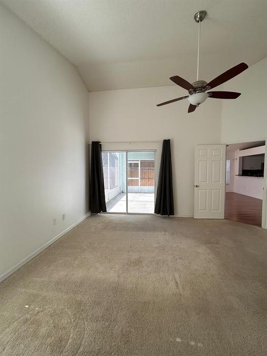 For Rent: $2,495 (3 beds, 2 baths, 1593 Square Feet)