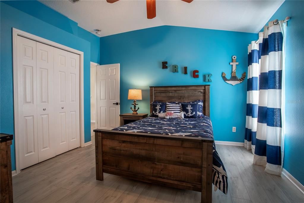 В аренду: $3,800 (5 спален, 4 ванн, 2906 Квадратных фут)