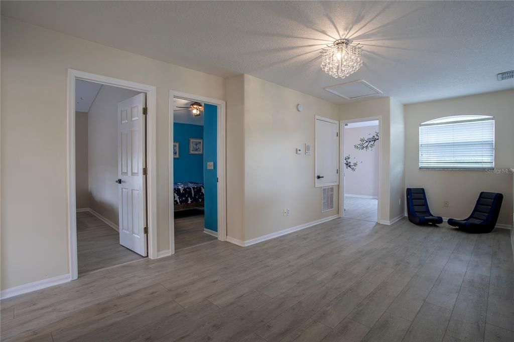 В аренду: $3,800 (5 спален, 4 ванн, 2906 Квадратных фут)