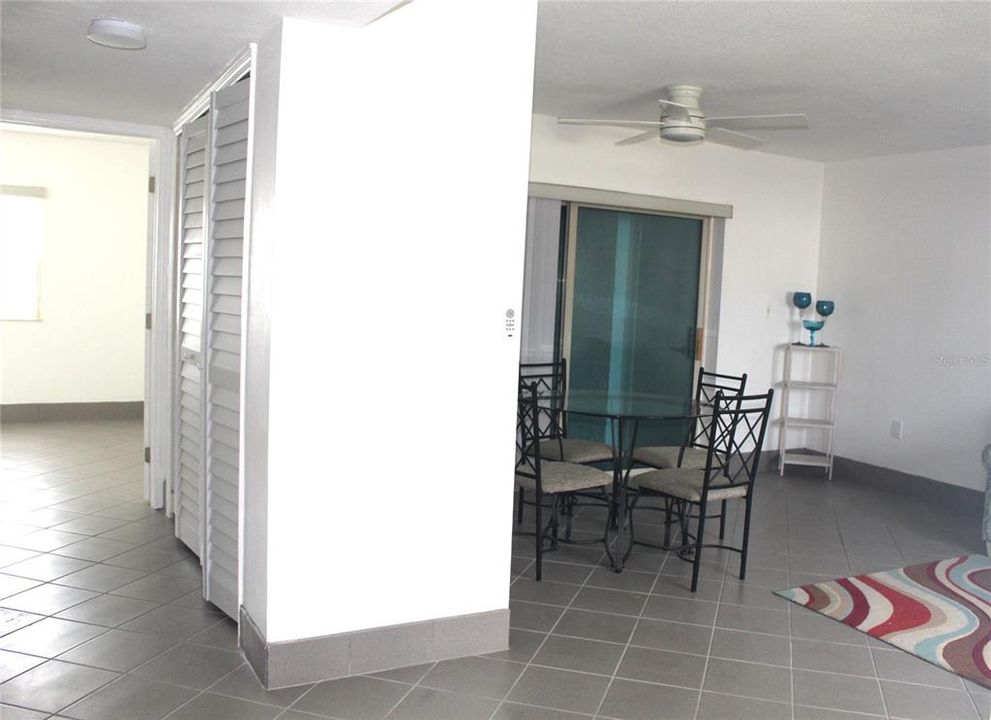 For Rent: $1,600 (1 beds, 1 baths, 670 Square Feet)