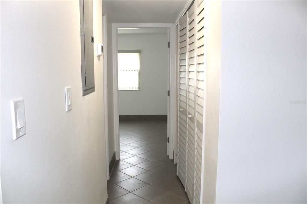 For Rent: $1,600 (1 beds, 1 baths, 670 Square Feet)
