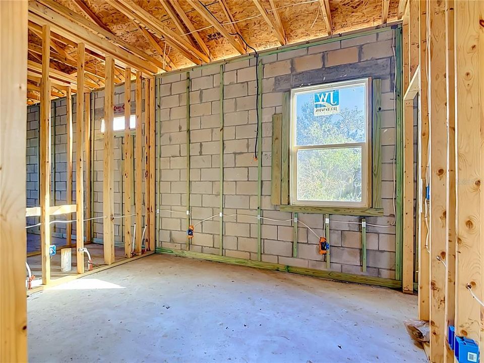 For Sale: $210,000 (4 beds, 2 baths, 1762 Square Feet)