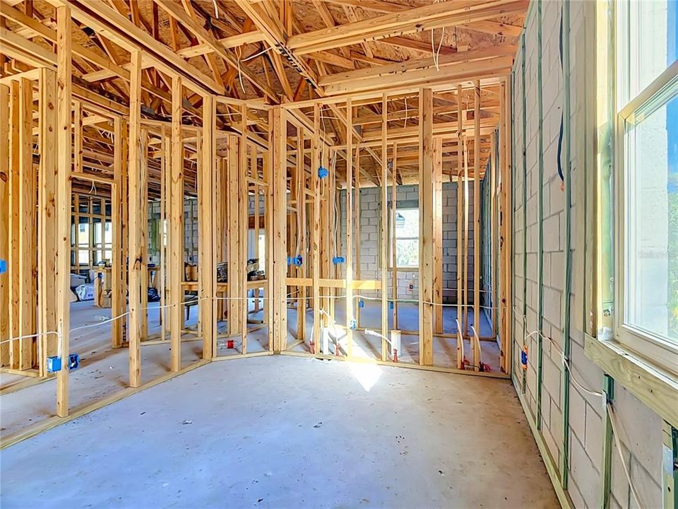 For Sale: $210,000 (4 beds, 2 baths, 1762 Square Feet)