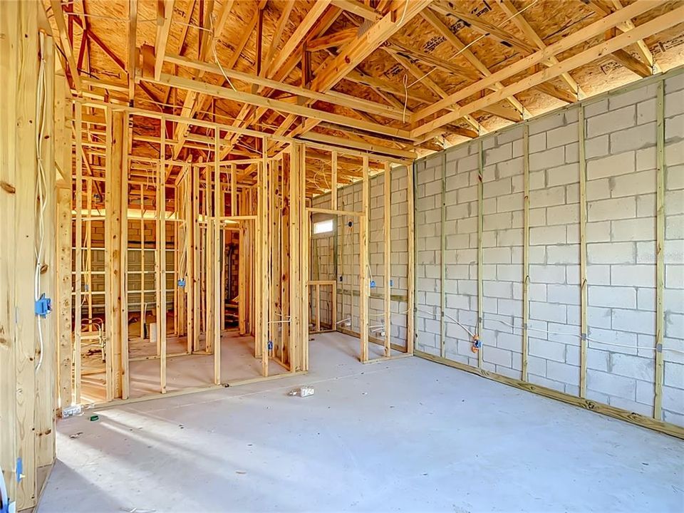 For Sale: $210,000 (4 beds, 2 baths, 1762 Square Feet)