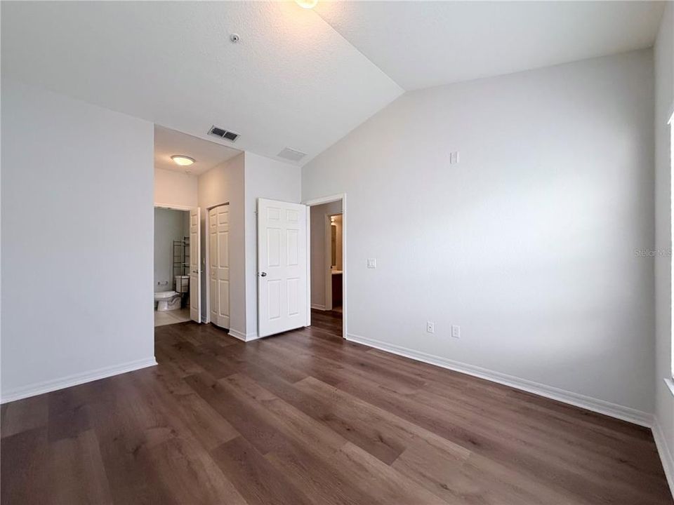 В аренду: $1,750 (2 спален, 2 ванн, 1250 Квадратных фут)