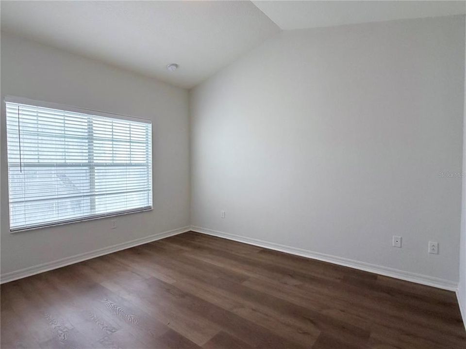 В аренду: $1,750 (2 спален, 2 ванн, 1250 Квадратных фут)