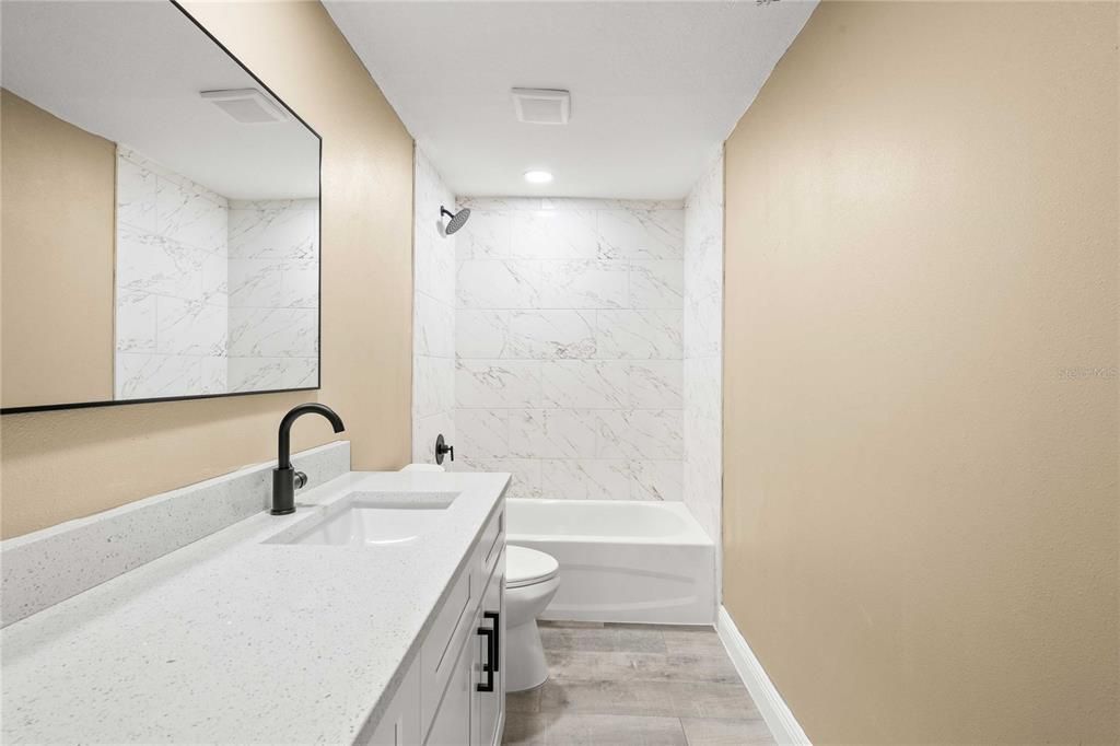 В аренду: $1,850 (3 спален, 2 ванн, 1008 Квадратных фут)