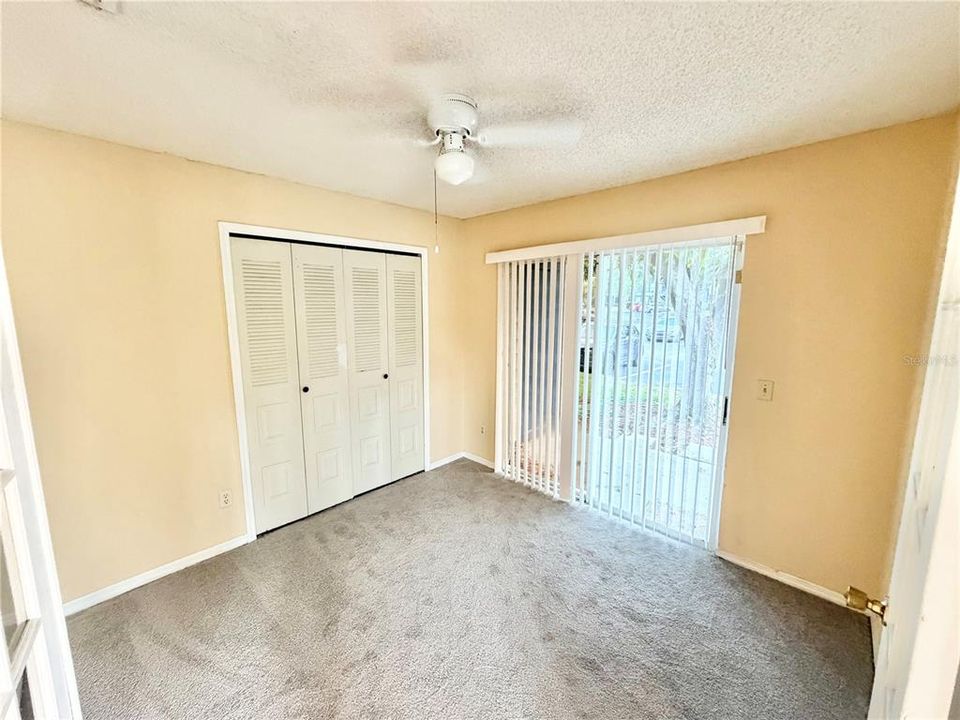 For Sale: $198,000 (3 beds, 2 baths, 1136 Square Feet)