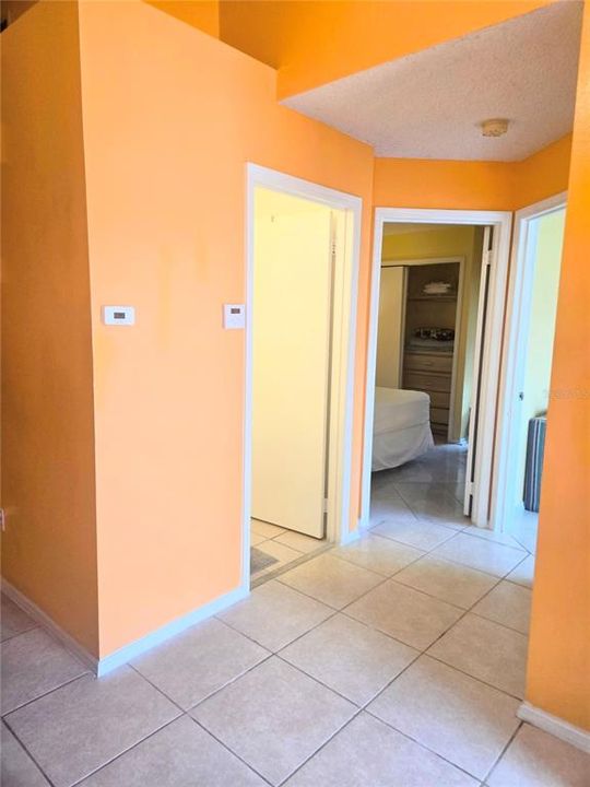 For Rent: $1,600 (3 beds, 2 baths, 1109 Square Feet)