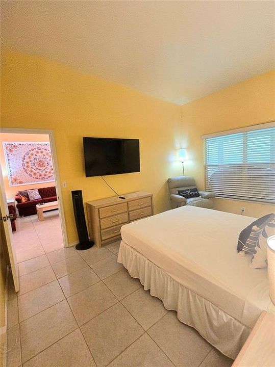 For Rent: $1,600 (3 beds, 2 baths, 1109 Square Feet)