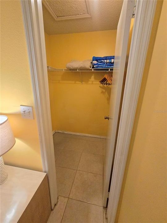 For Rent: $1,600 (3 beds, 2 baths, 1109 Square Feet)