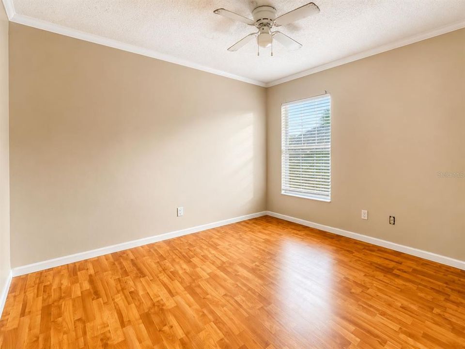 For Sale: $429,000 (4 beds, 2 baths, 1957 Square Feet)