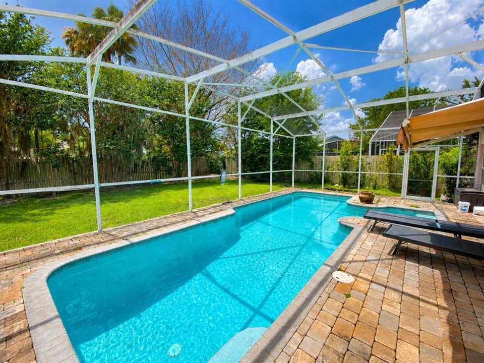 For Sale: $429,000 (4 beds, 2 baths, 1957 Square Feet)