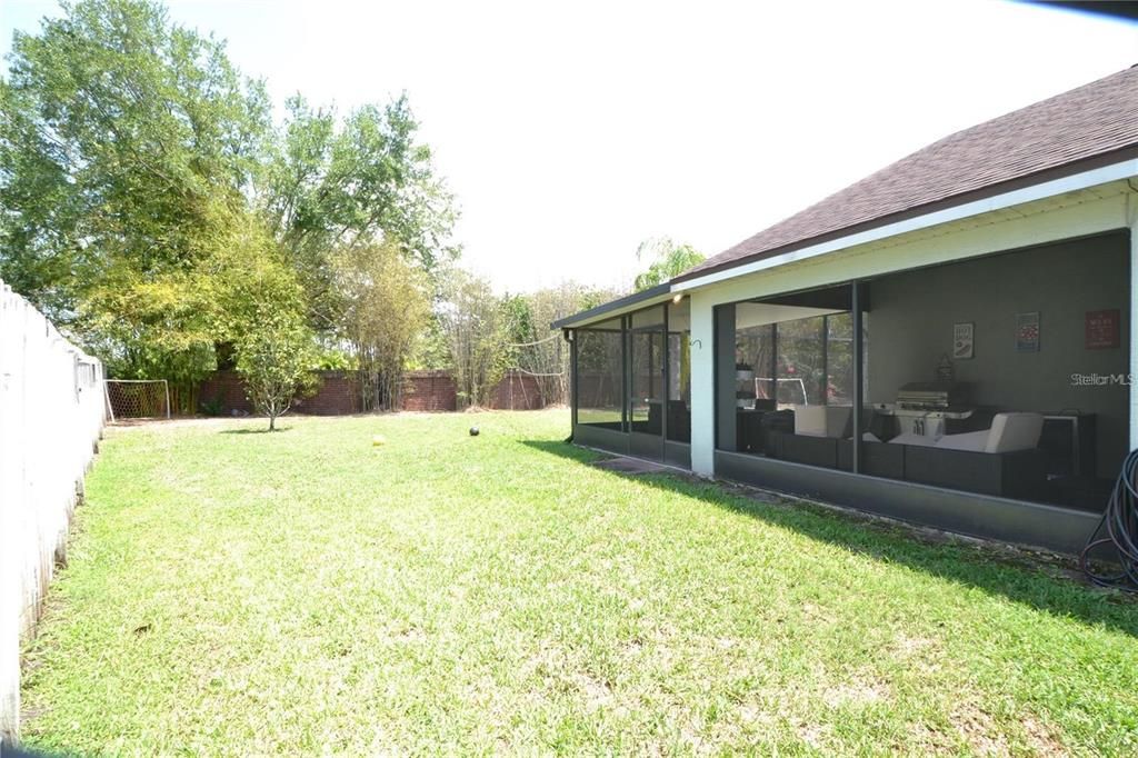 For Rent: $2,600 (3 beds, 2 baths, 1660 Square Feet)