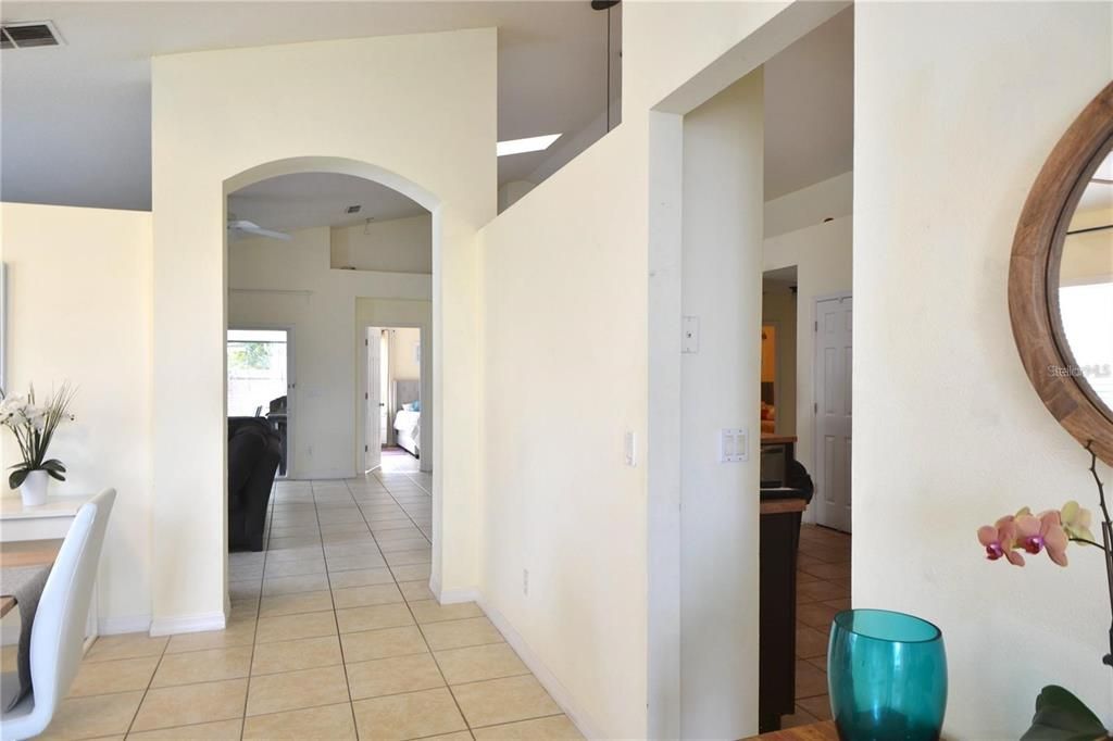 For Rent: $2,600 (3 beds, 2 baths, 1660 Square Feet)