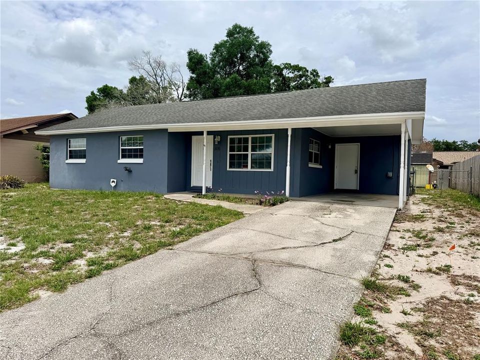 For Rent: $1,700 (3 beds, 2 baths, 1032 Square Feet)