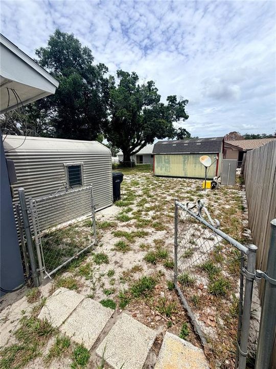 For Rent: $1,700 (3 beds, 2 baths, 1032 Square Feet)