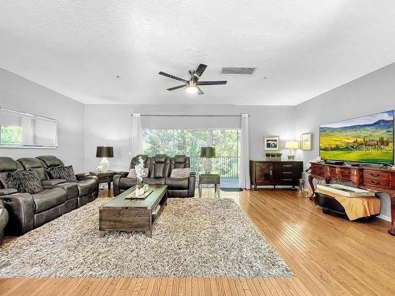 For Sale: $540,000 (3 beds, 2 baths, 1806 Square Feet)