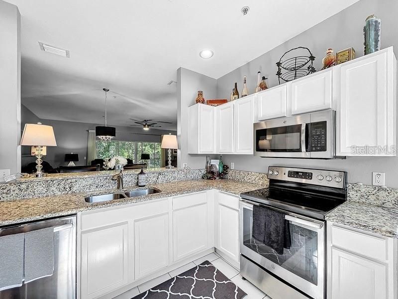 For Sale: $540,000 (3 beds, 2 baths, 1806 Square Feet)