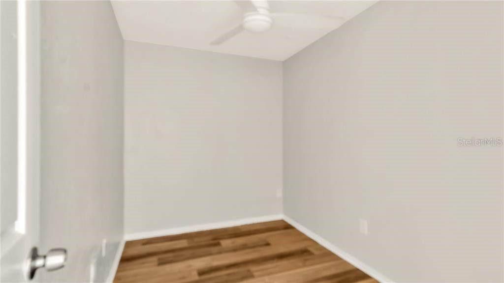 For Rent: $1,999 (3 beds, 2 baths, 1100 Square Feet)