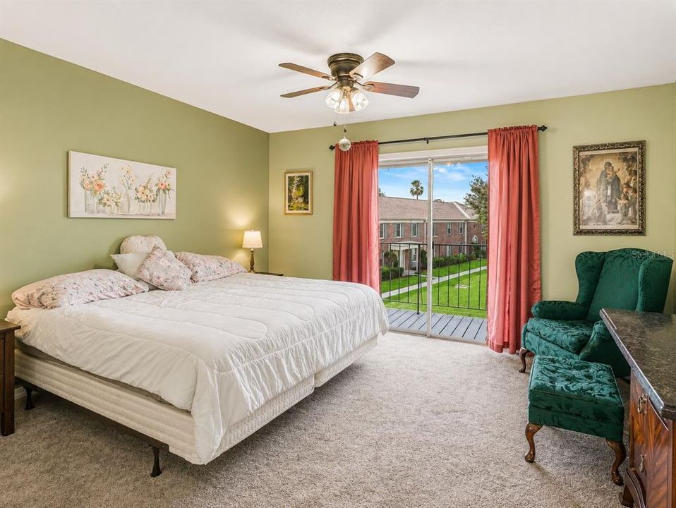 For Sale: $180,000 (2 beds, 1 baths, 1120 Square Feet)