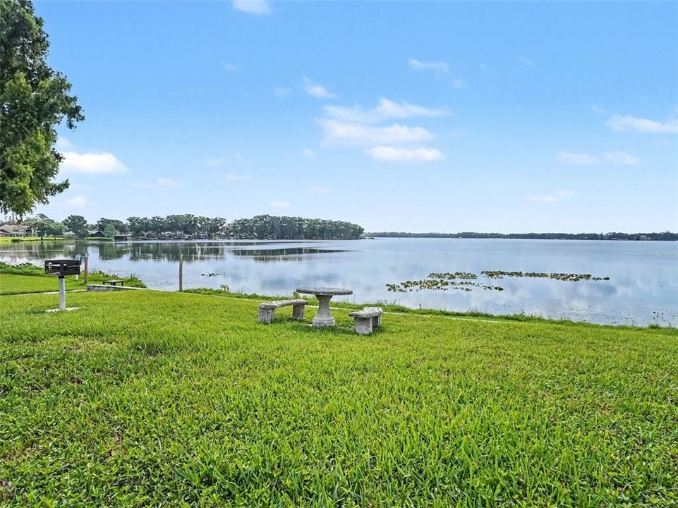 For Sale: $180,000 (2 beds, 1 baths, 1120 Square Feet)