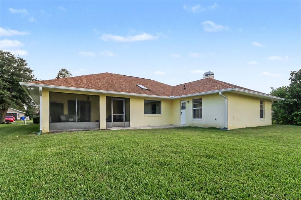 For Sale: $399,999 (3 beds, 2 baths, 2108 Square Feet)
