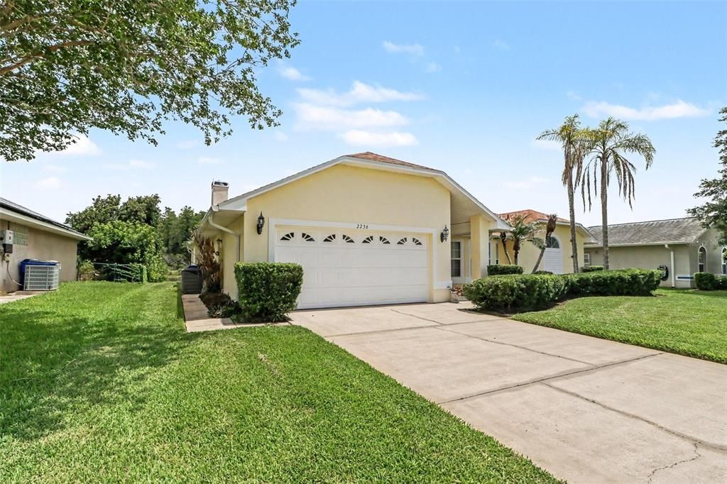 For Sale: $399,999 (3 beds, 2 baths, 2108 Square Feet)