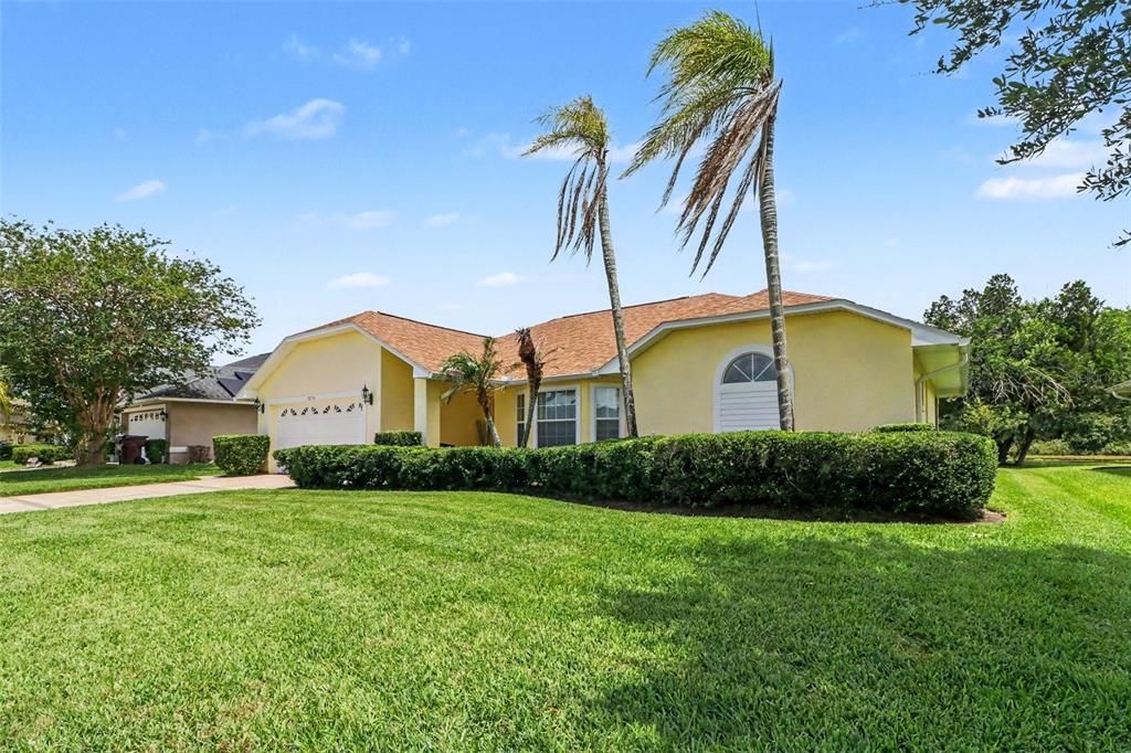 For Sale: $399,999 (3 beds, 2 baths, 2108 Square Feet)