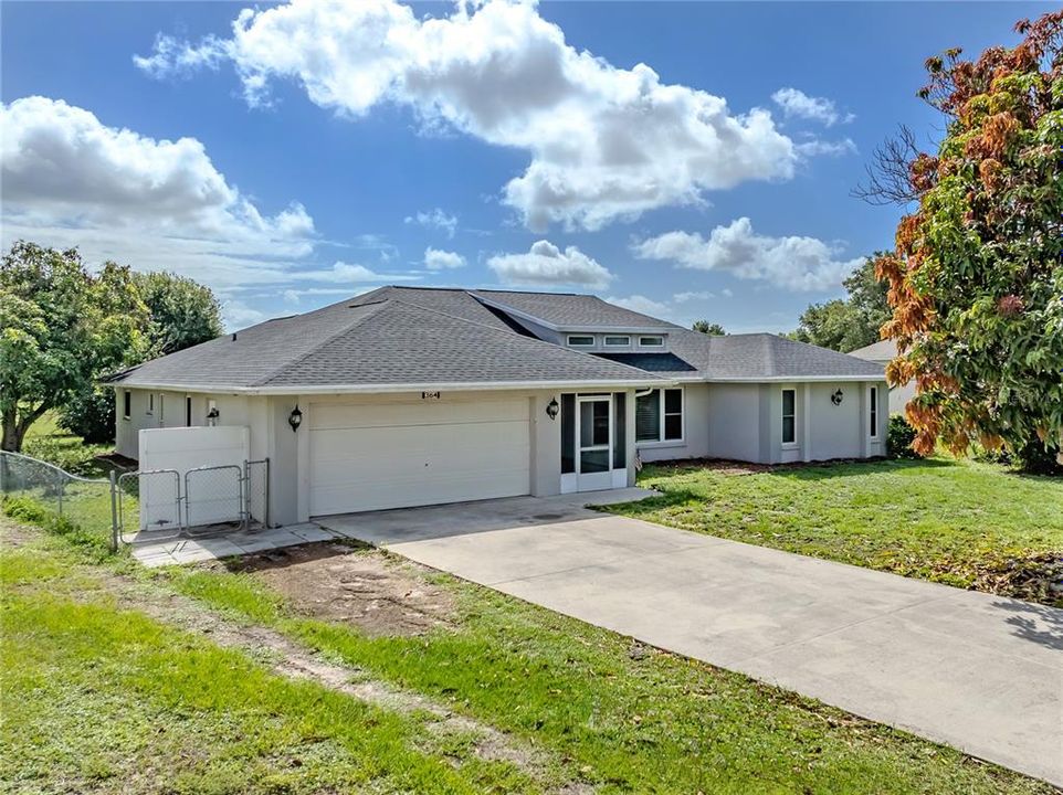 For Sale: $290,200 (3 beds, 2 baths, 2218 Square Feet)