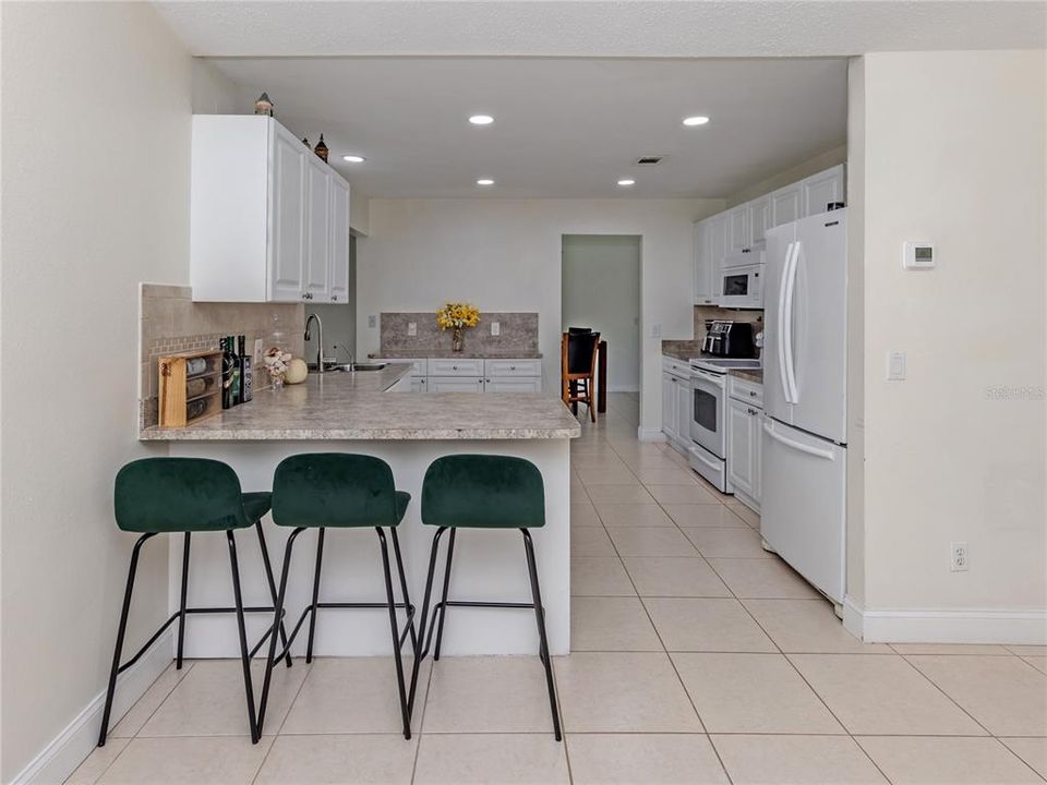 For Sale: $290,200 (3 beds, 2 baths, 2218 Square Feet)