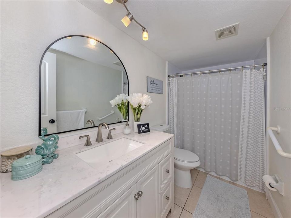 For Sale: $290,200 (3 beds, 2 baths, 2218 Square Feet)
