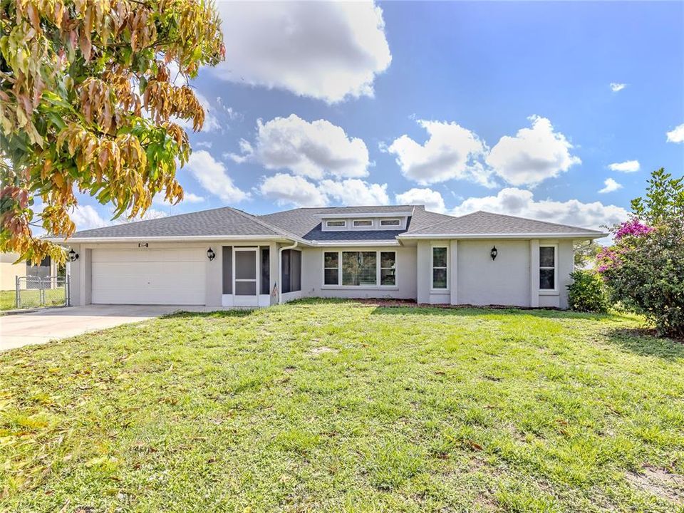 For Sale: $290,200 (3 beds, 2 baths, 2218 Square Feet)