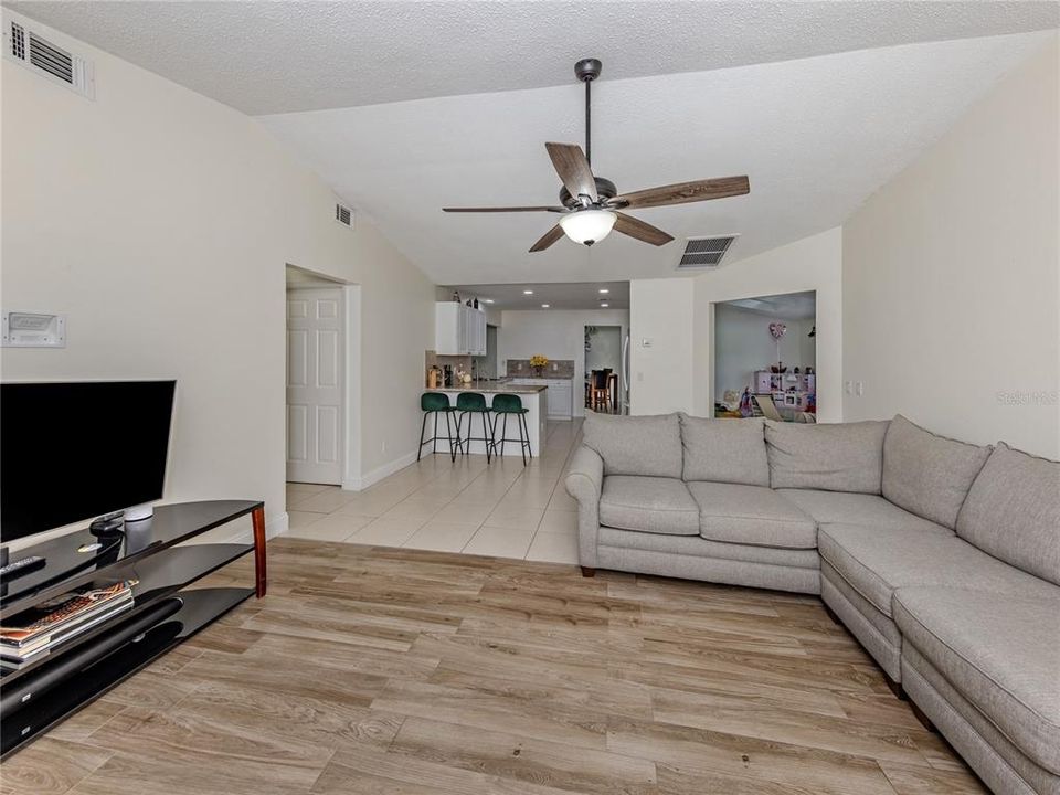 For Sale: $290,200 (3 beds, 2 baths, 2218 Square Feet)