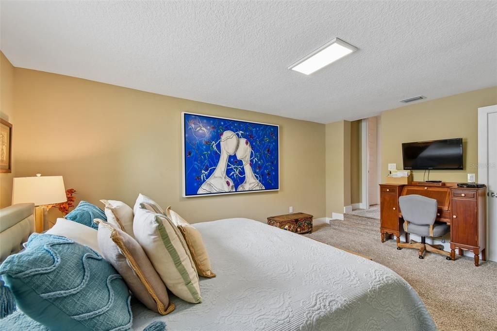 For Sale: $1,440,000 (4 beds, 3 baths, 3415 Square Feet)