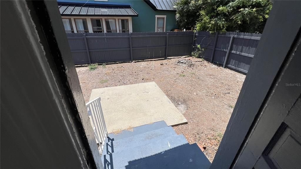 For Rent: $1,500 (1 beds, 1 baths, 700 Square Feet)