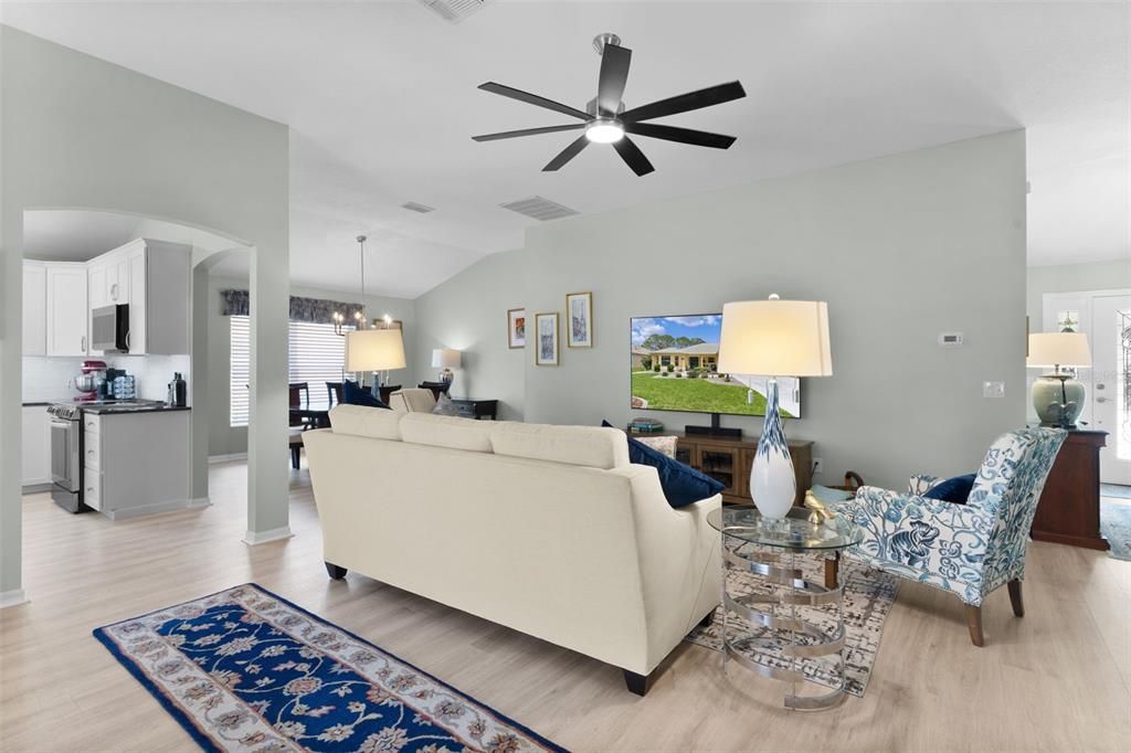 For Sale: $625,000 (3 beds, 2 baths, 1916 Square Feet)