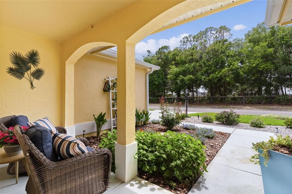 For Sale: $625,000 (3 beds, 2 baths, 1916 Square Feet)