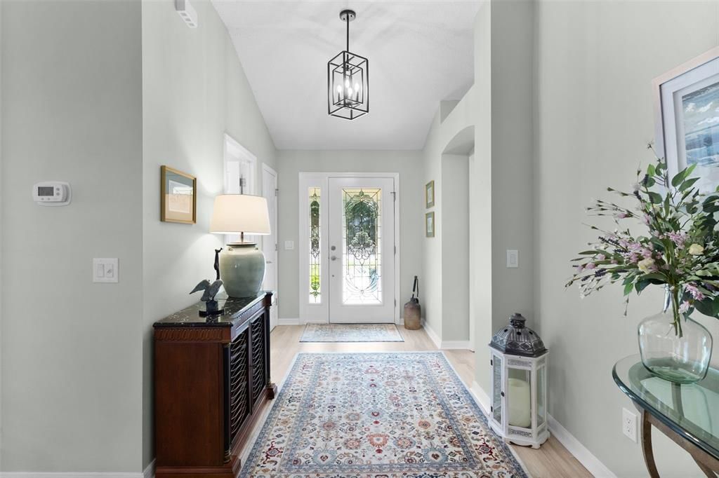 For Sale: $625,000 (3 beds, 2 baths, 1916 Square Feet)