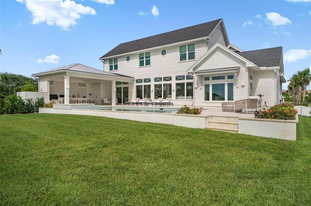For Sale: $4,600,000 (5 beds, 6 baths, 5071 Square Feet)