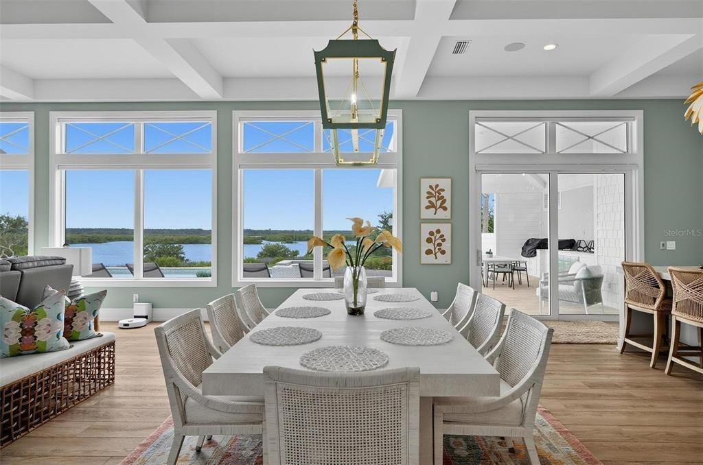 For Sale: $4,600,000 (5 beds, 6 baths, 5071 Square Feet)