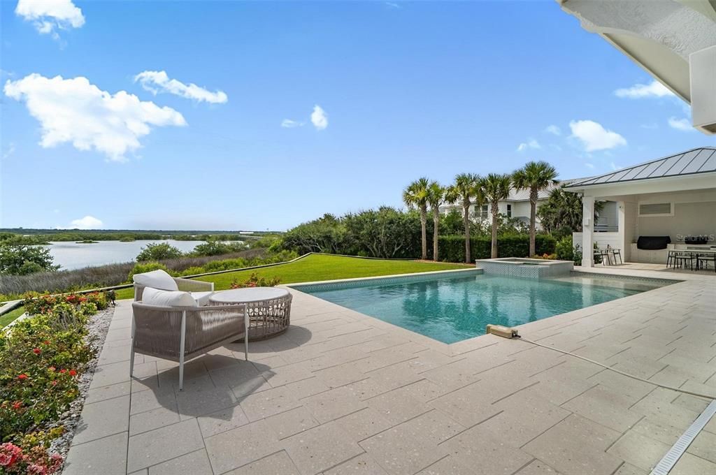 For Sale: $4,600,000 (5 beds, 6 baths, 5071 Square Feet)